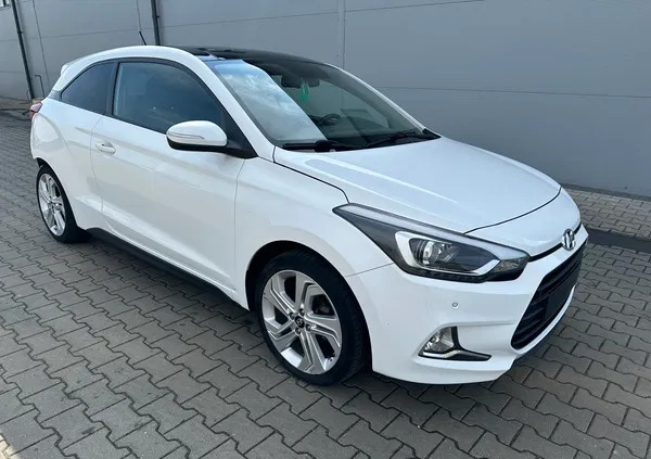 hyundai i20 Hyundai i20 cena 18900 przebieg: 96400, rok produkcji 2017 z Bogatynia